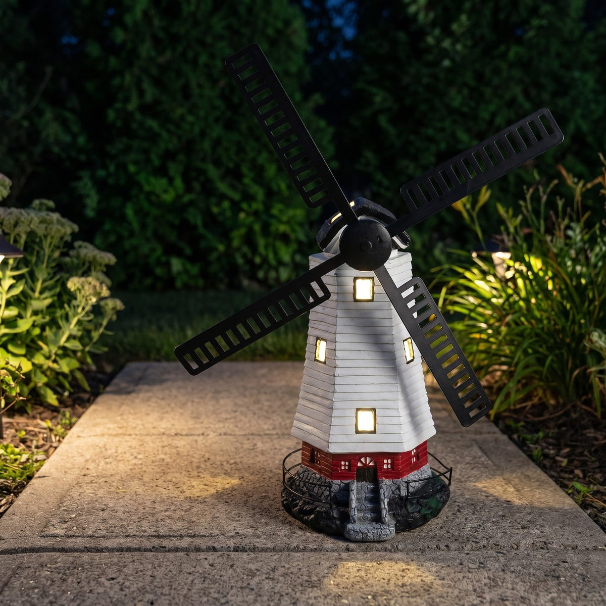 Solar Powered Lighthouse Statue 13 inch Y4943